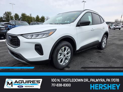 New 2026 Ford Escape Active w/ Cold Weather Package AWD/4WD image 1