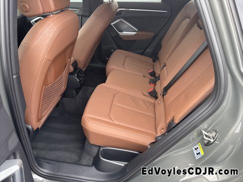 Used 2020 Audi Q3 2.0T Prestige image 27