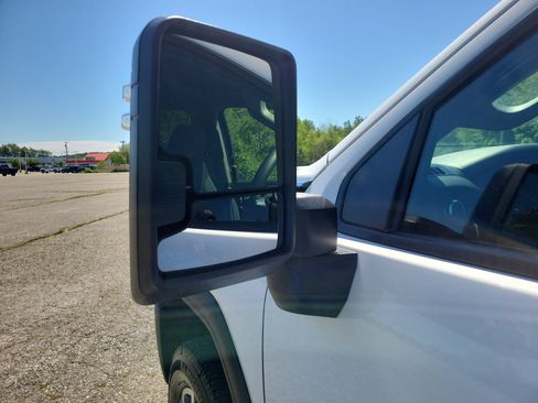 New 2026 GMC Sierra 3500 Pro w/ Convenience Package AWD/4WD image 13