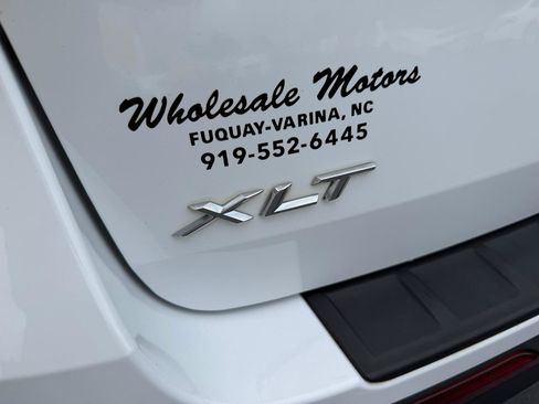 Used 2020 Ford Explorer XLT w/ Equipment Group 202A AWD/4WD image 33