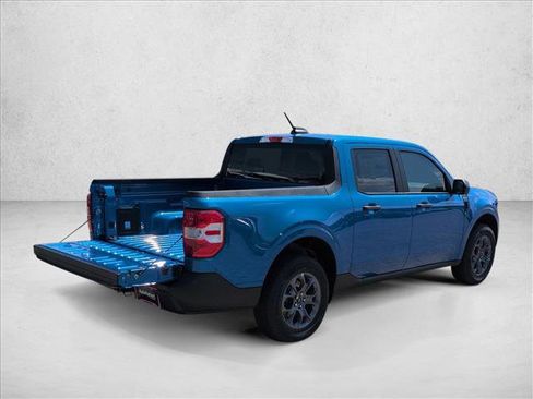 New 2025 Ford Maverick XLT image 2