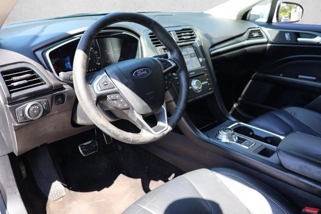 Used 2017 Ford Fusion Titanium FWD image 12