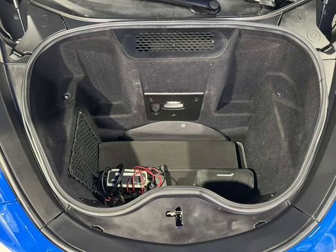 Used 2020 McLaren GT image 39