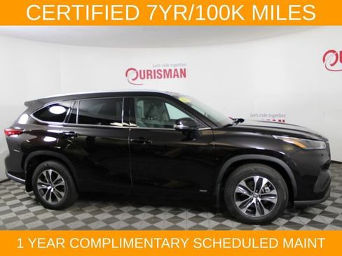 Used 2022 Toyota Highlander XLE AWD/4WD image 11
