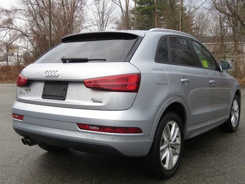 Used 2018 Audi Q3 2.0T Premium w/ Convenience Package image 5