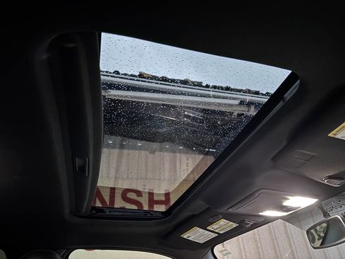 Used 2014 Ford F150 FX4 w/ Equipment Group 402A Luxury image 33