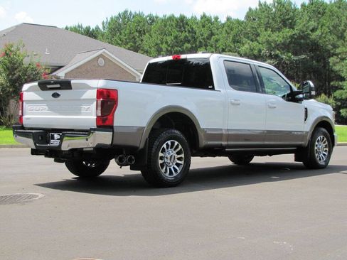 Used 2022 Ford F250 Lariat w/ Lariat Value Package image 7