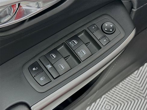 Used 2022 Jeep Cherokee Latitude Lux AWD/4WD image 20