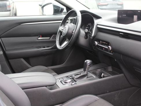 Used 2024 MAZDA CX-50 AWD 2.5 S w/ Preferred Package image 18