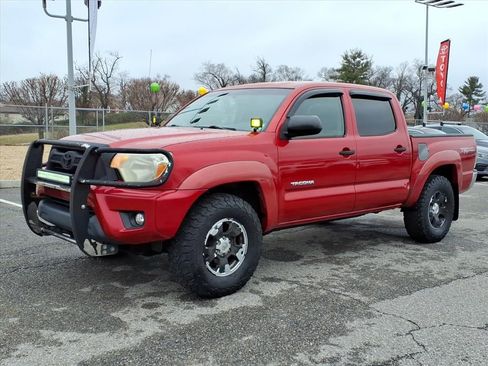 Used 2012 Toyota Tacoma 4x4 Double Cab w/ TRD Off-Road Pkg image 8