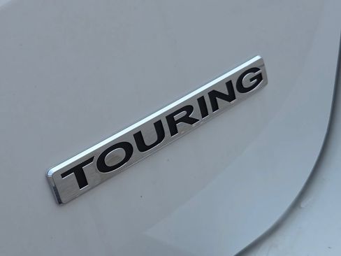New 2026 Honda Odyssey Touring image 22