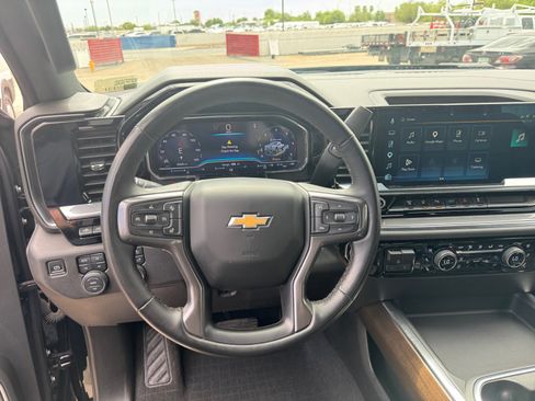 Used 2024 Chevrolet Silverado 3500 High Country w/ High Country Premium Package AWD/4WD image 18