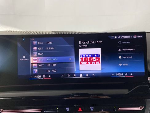 New 2026 BMW 530i xDrive w/ Premium Package image 14