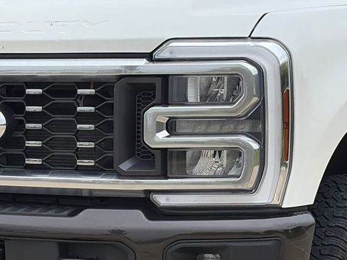 Used 2024 Ford F350 King Ranch AWD/4WD image 4