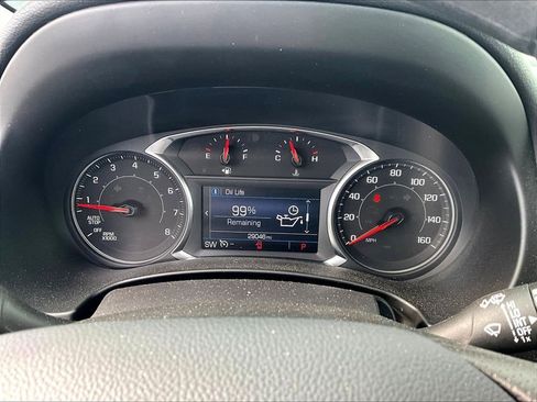 Used 2024 GMC Terrain SLE image 24