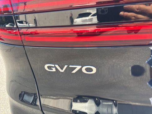 New 2026 Genesis Electrified GV70 image 12