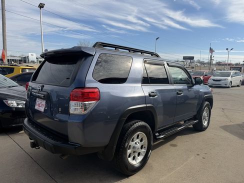 Used 2010 Toyota 4Runner Limited image 5