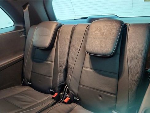 Used 2025 Mercedes-Benz GLS 450 GLS 450 image 30