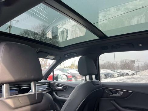 Used 2022 Audi Q7 2.0T Premium Plus image 17