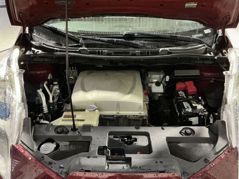 Used 2016 Nissan Leaf SL w/ Premium Package image 34