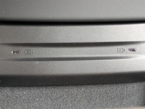 New 2025 Volvo EX90 Ultra image 26