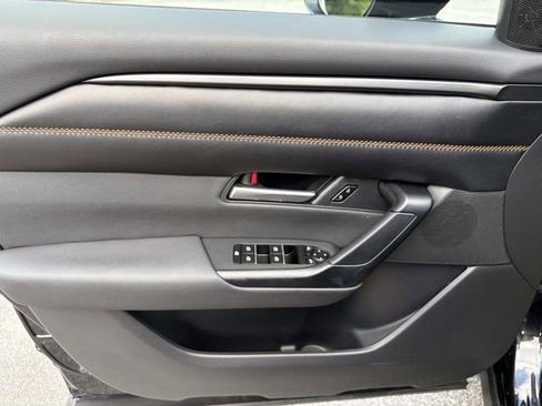 Used 2025 MAZDA CX-50 AWD 2.5 Hybrid w/ Premium Pkg image 7