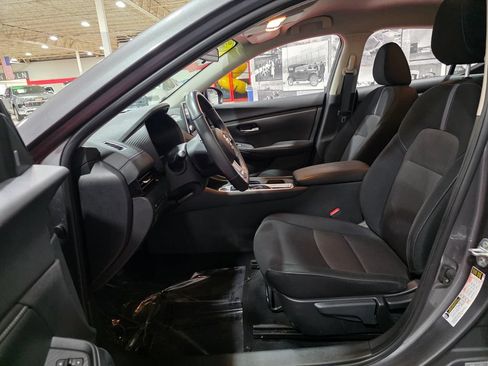 Used 2023 Nissan Sentra SV w/ All-Weather Package FWD image 14