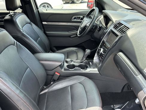 Certified 2019 Ford Explorer Sport w/ Ford Safe & Smart Package AWD/4WD image 9