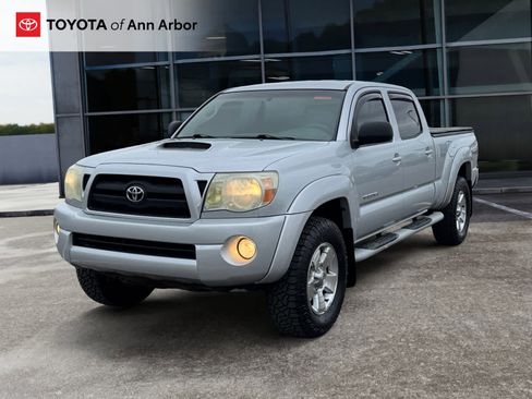 Used 2005 Toyota Tacoma PreRunner RWD image 7