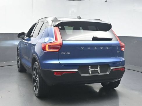 Used 2021 Volvo XC40 T4 R-Design w/ Protection Package Premier FWD image 6