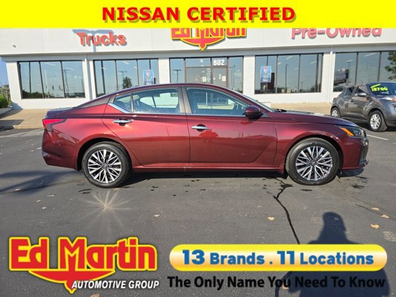 Certified 2023 Nissan Altima 2.5 SV w/ SV Premium Package image 1
