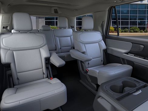 New 2026 Ford Expedition Platinum AWD/4WD image 11