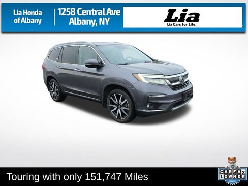 Used 2019 Honda Pilot Touring image 1