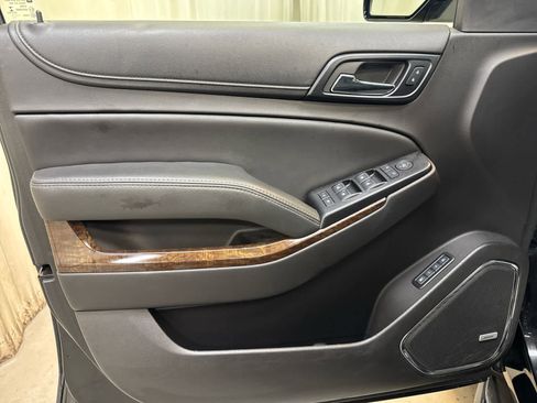 Used 2017 Chevrolet Tahoe LT image 28