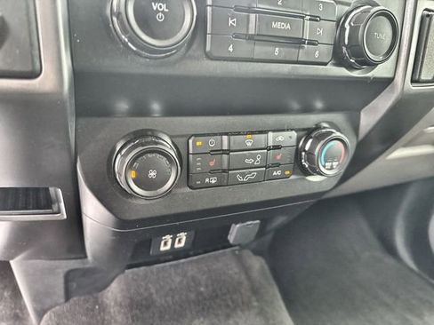 Used 2020 Ford F150 XLT w/ Equipment Group 302A Luxury image 27