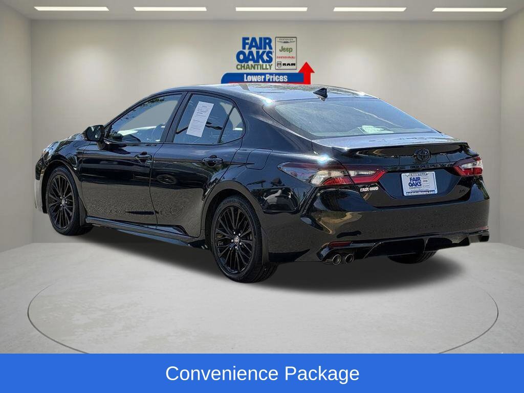 Used 2022 Toyota Camry SE w/ Convenience Package FWD image 10