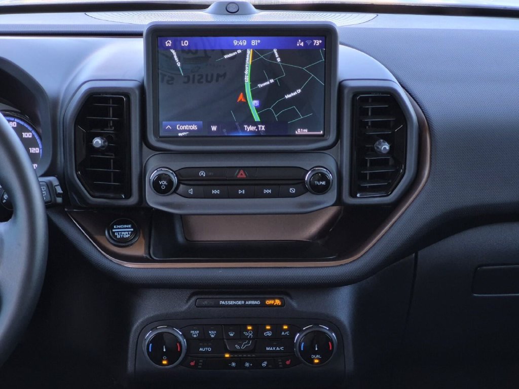 Used 2024 Ford Bronco Sport Outer Banks w/ Tech Package AWD/4WD image 41