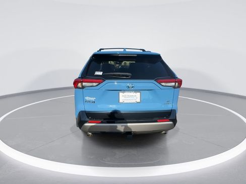 Used 2022 Toyota RAV4 SE w/ Convenience Package AWD/4WD image 7