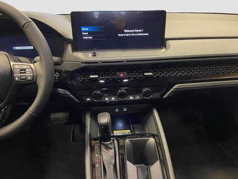 New 2025 Honda Accord EX-L image 11