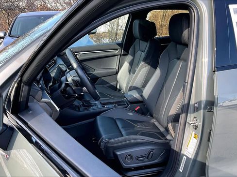 Used 2022 Audi Q3 2.0T Premium Plus image 9