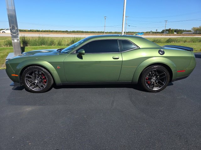 Used 2020 Dodge Challenger R/T Scat Pack RWD image 3