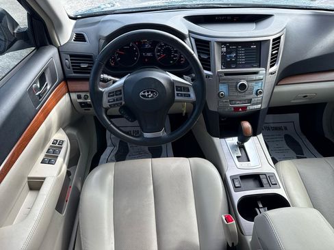 Used 2014 Subaru Outback 2.5i Limited AWD/4WD image 34