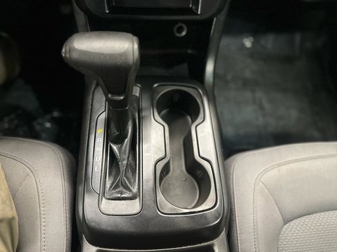 Used 2020 Chevrolet Colorado W/T w/ WT Convenience Package image 17