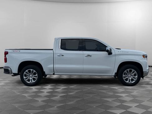 Used 2025 Chevrolet Silverado 1500 LTZ AWD/4WD image 6