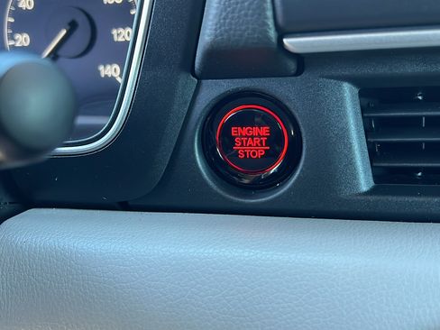 Used 2023 Honda Pilot EX-L image 25