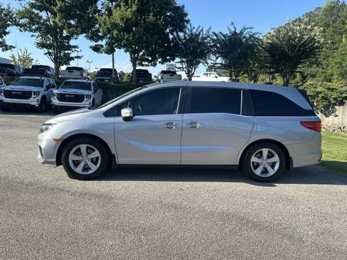 Used 2019 Honda Odyssey EX image 6