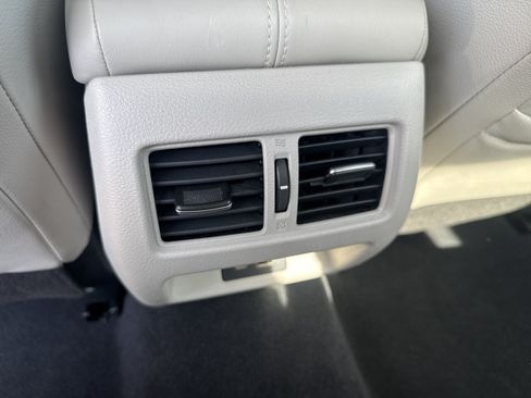 Used 2022 Nissan Altima 2.5 SL AWD/4WD image 12
