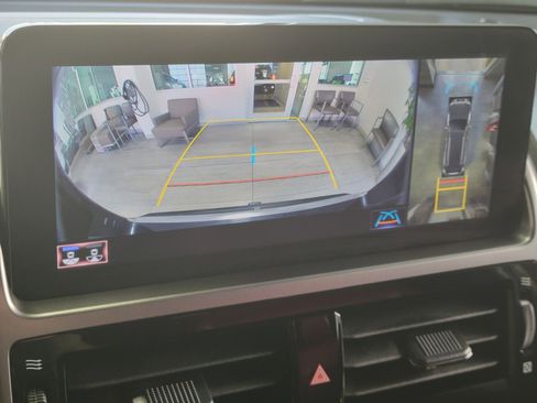 Used 2023 Lexus GX 460 Luxury image 24