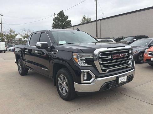 Used 2019 GMC Sierra 1500 SLT w/ SLT Convenience Package AWD/4WD image 3