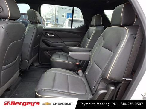Certified 2022 Chevrolet Traverse Premier image 14